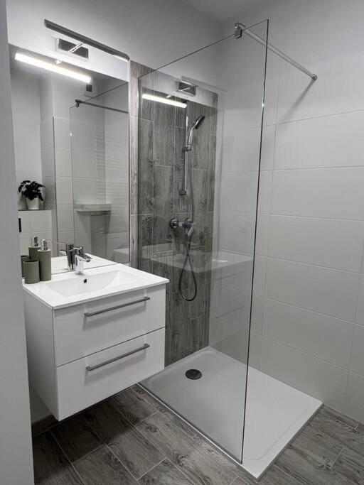 Apartment Olive In Bialoleka-tarchomin Center